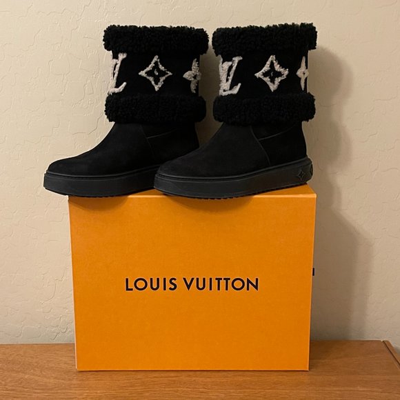 Louis Vuitton Snowdrop Flat Ankle Boots 7 37 Black Suede Shearling Excellent! - Picture 1 of 16